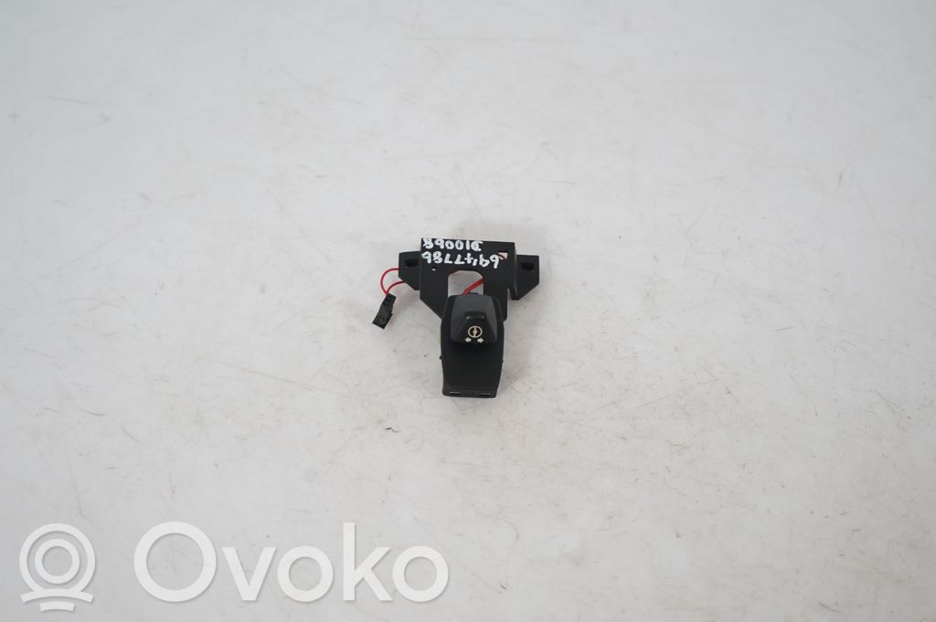 Steering wheel adjustment switch (3)