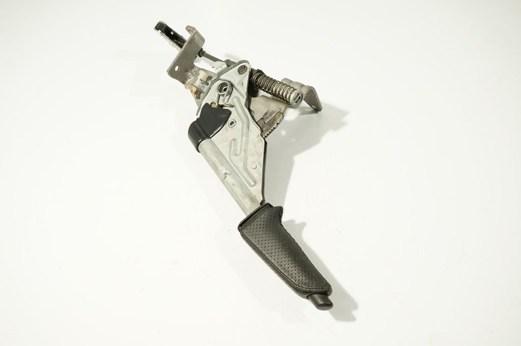 Handbrake/parking brake lever assembly (6)