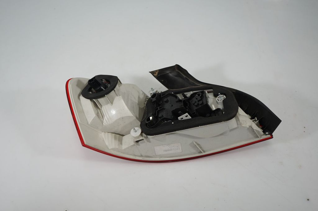 Rear/tail lights (5)