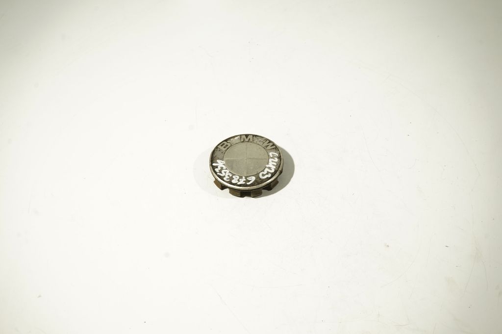 Original wheel cap (6)