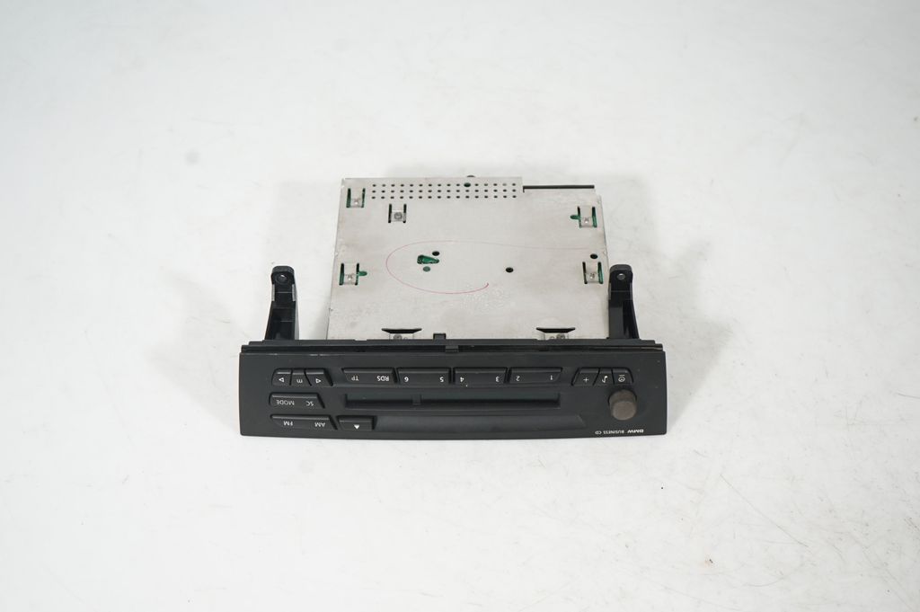 Radio/CD/DVD/GPS head unit (5)