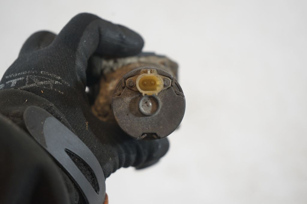 Electric auxiliary coolant/water pump (7)