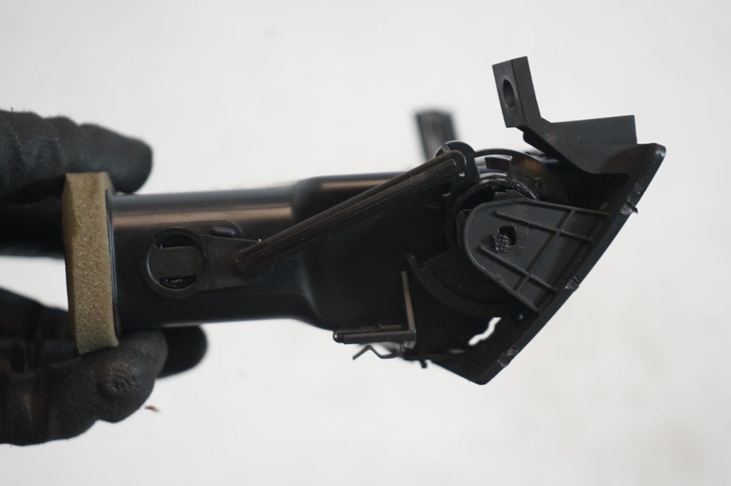 Dashboard side air vent grill/cover trim (6)