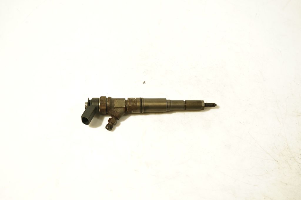 Fuel injector (2)
