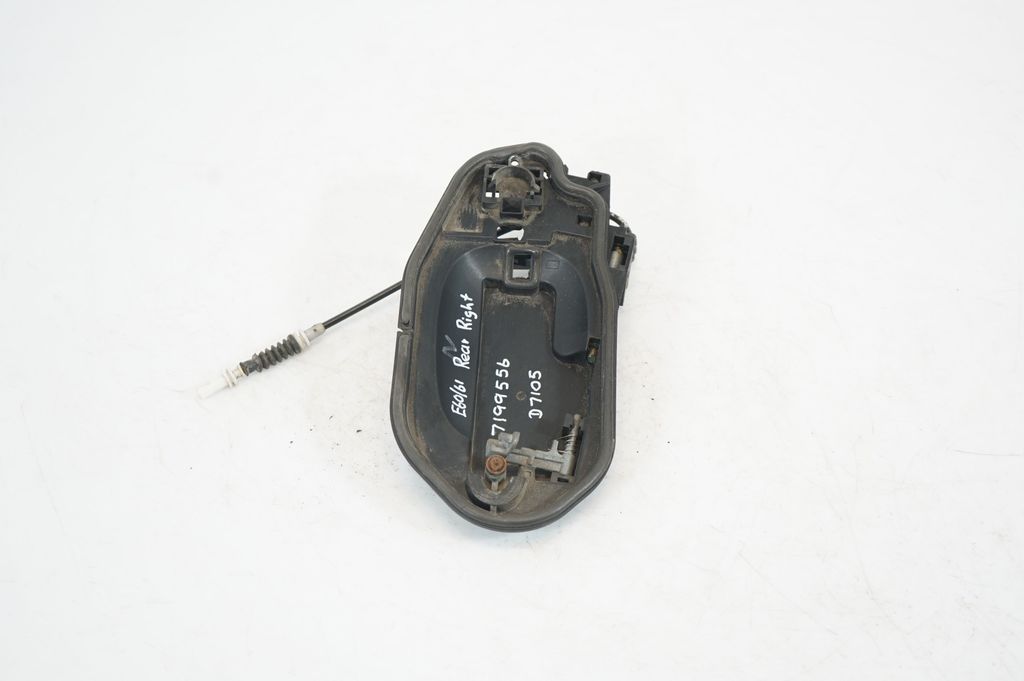 Front door exterior handle (4)