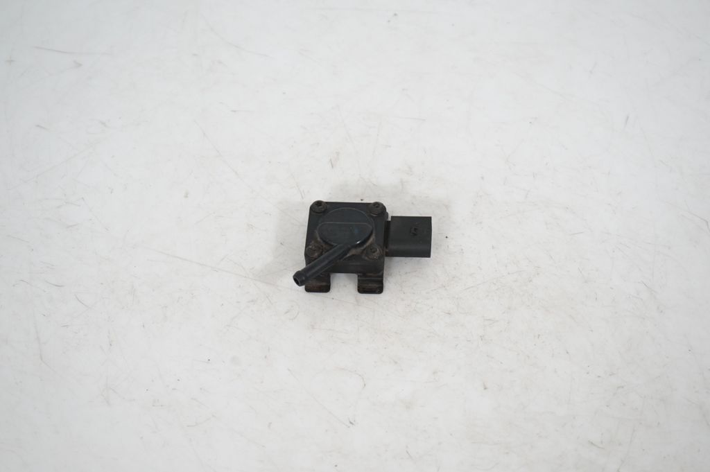 Exhaust gas pressure sensor (2)