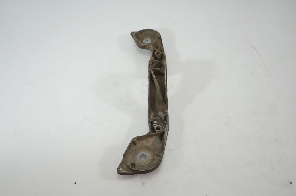 Rear differential/diff mount bracket (2)