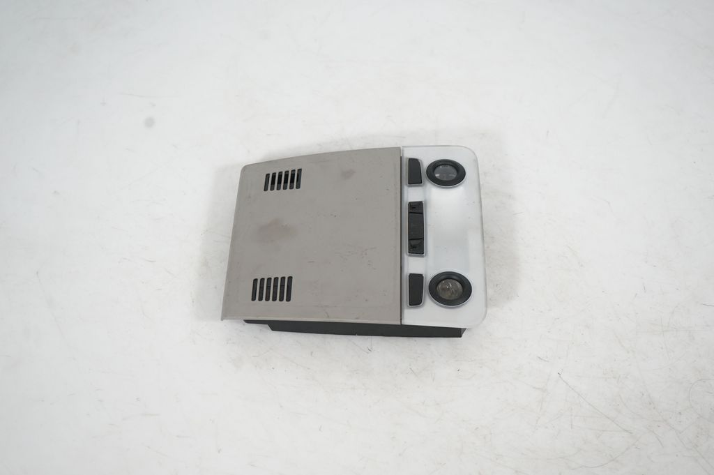 Front seat light (2)