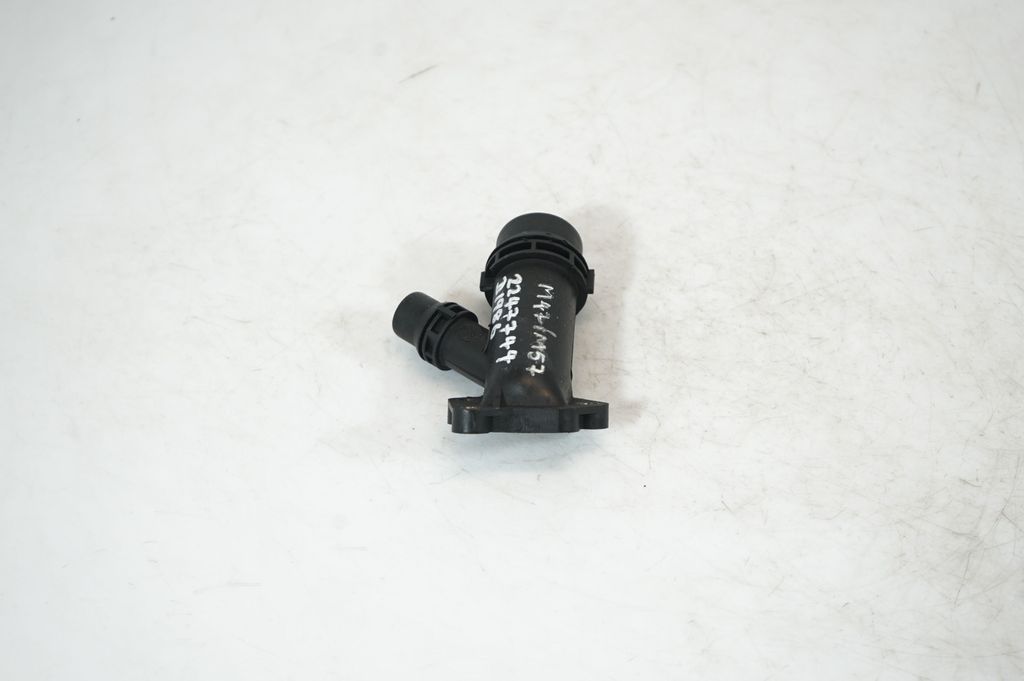 Engine coolant pipe/hose (2)