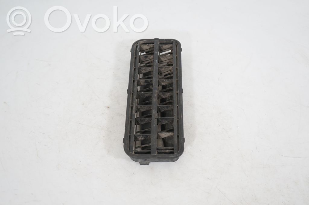 Quarter panel pressure vent (2)