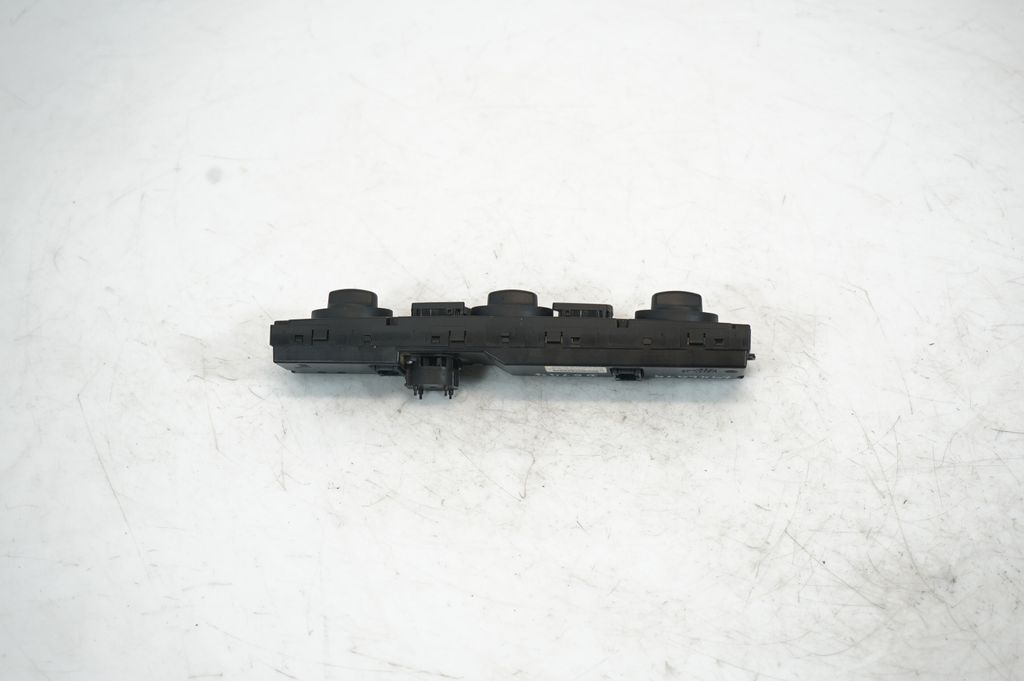 Climate control unit (3)