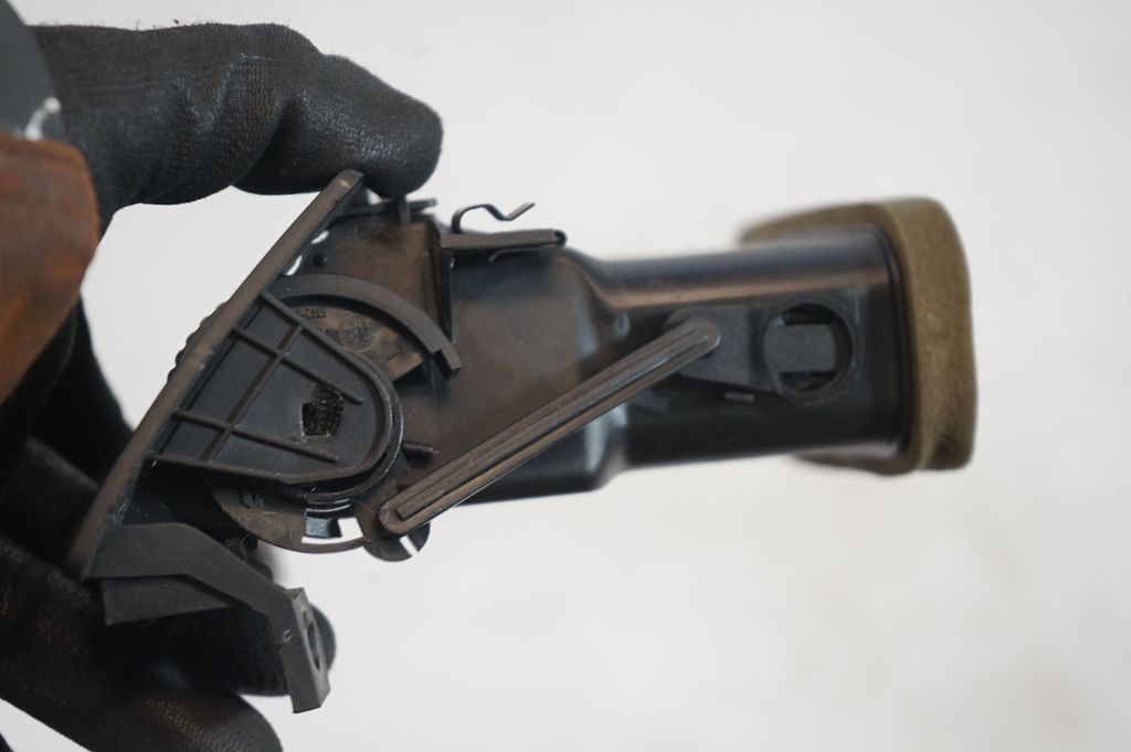 Dashboard side air vent grill/cover trim (6)