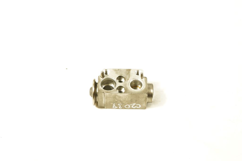 Air conditioning (A/C) expansion valve (3)