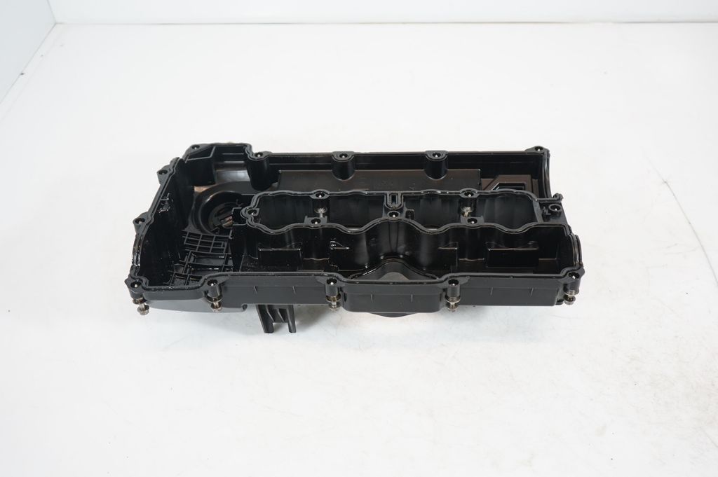 Rocker cam cover (8)