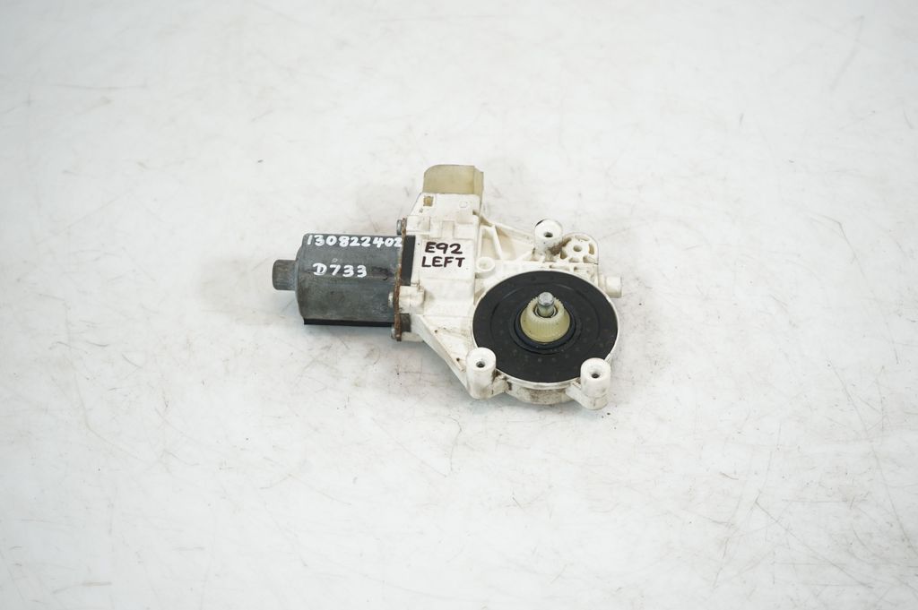 Front door window regulator with motor