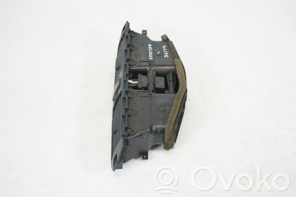 Dash center air vent grill (2)
