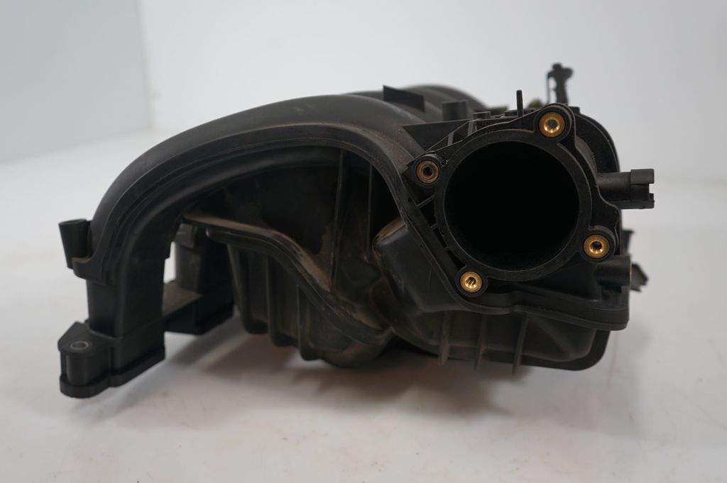 Intake manifold (6)