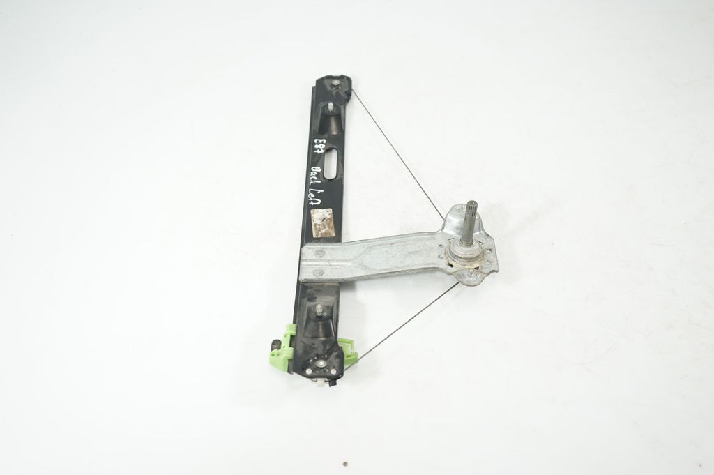 Rear door window regulator with motor (2)