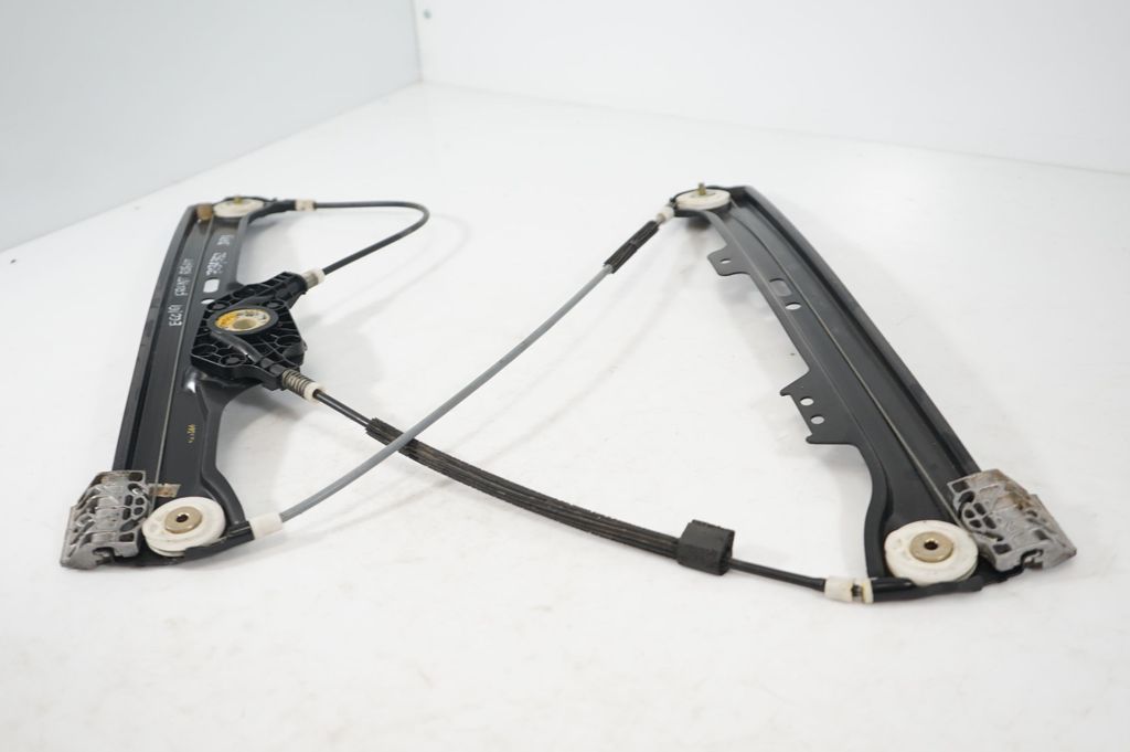 Front door window regulator with motor (7)