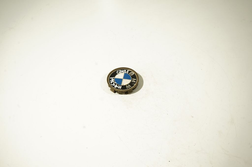 Original wheel cap (2)