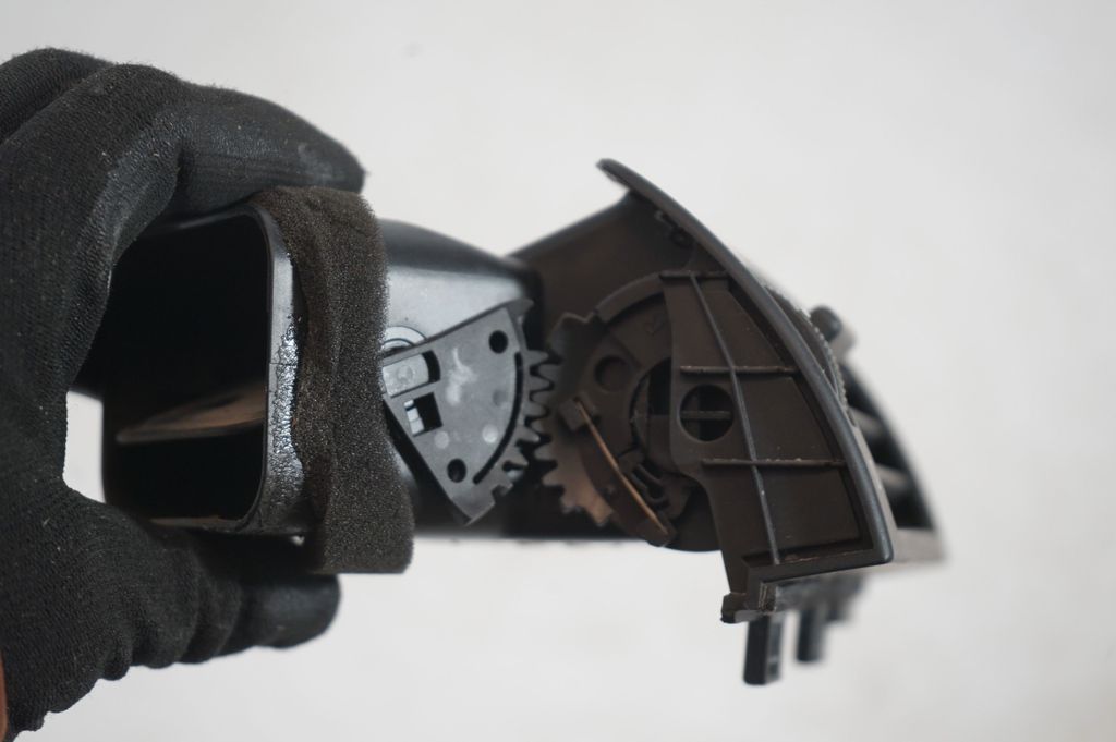 Dashboard side air vent grill/cover trim (6)