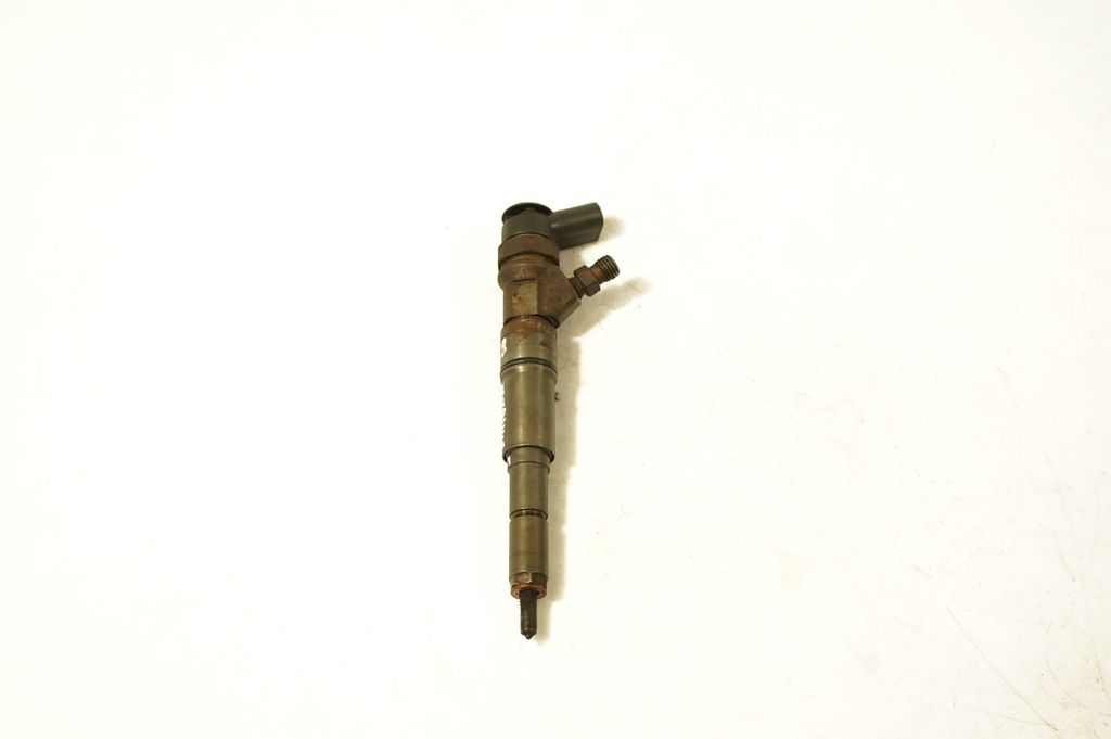 Fuel injector