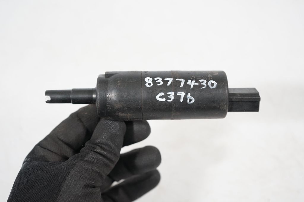 Headlight washer pump (7)