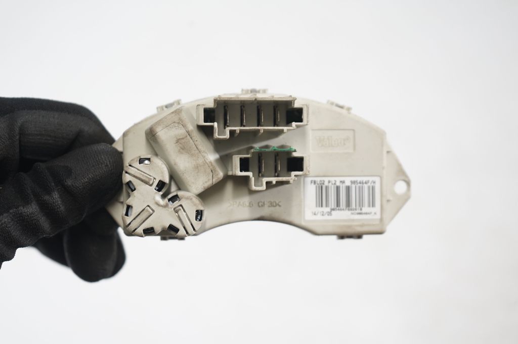 Heater blower motor/fan resistor (7)