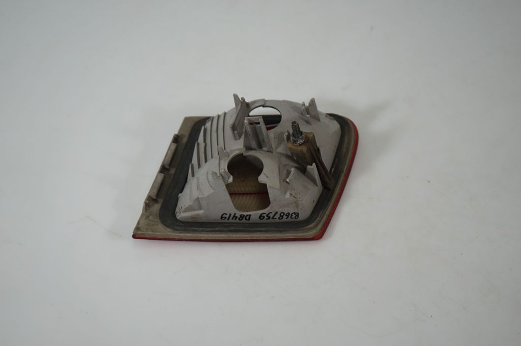 Tailgate rear/tail lights (5)