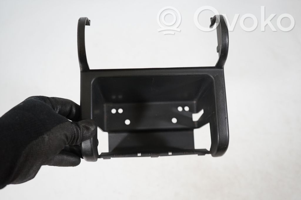 Other center console (tunnel) element (8)