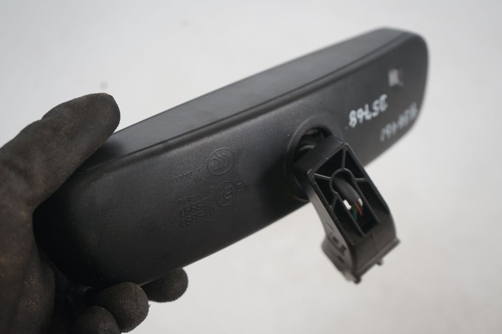 Rear view mirror (interior) (7)