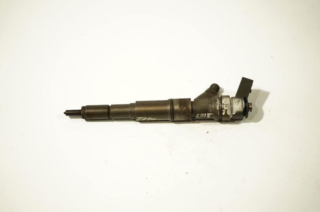 Fuel injector (4)