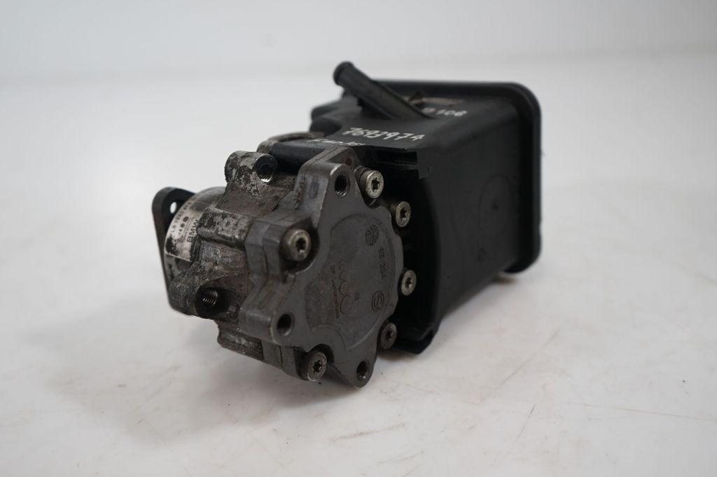 Power steering pump (7)