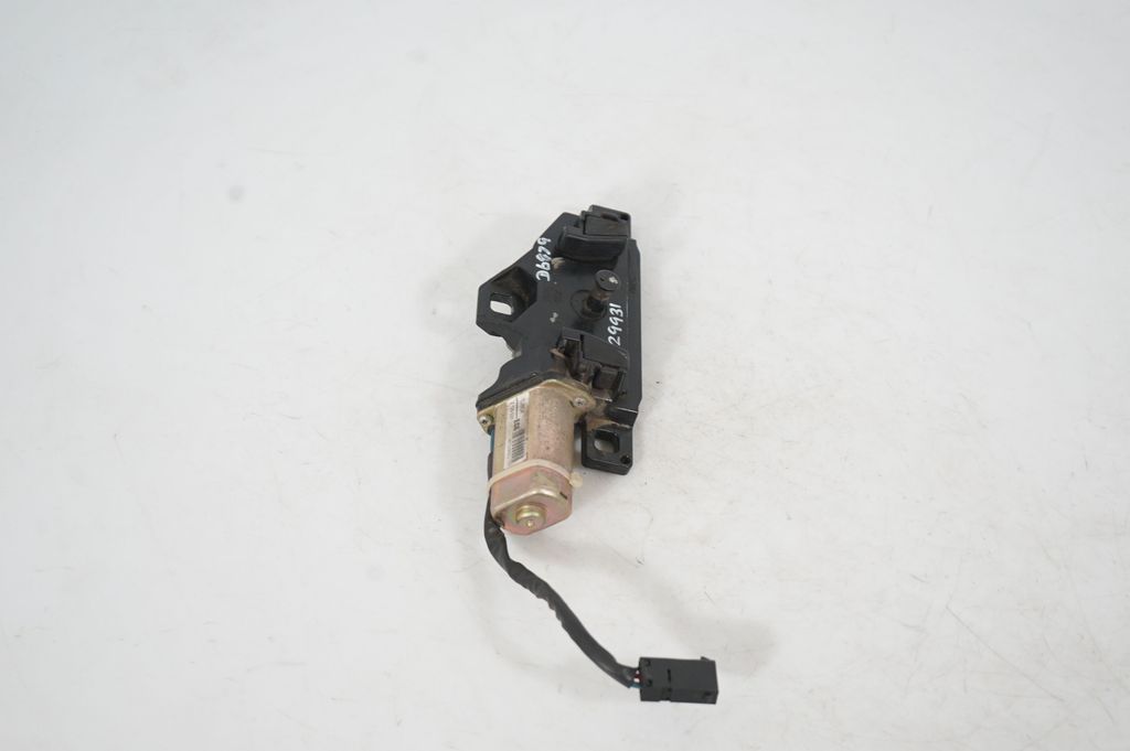 Tailgate/trunk/boot lift motor (4)