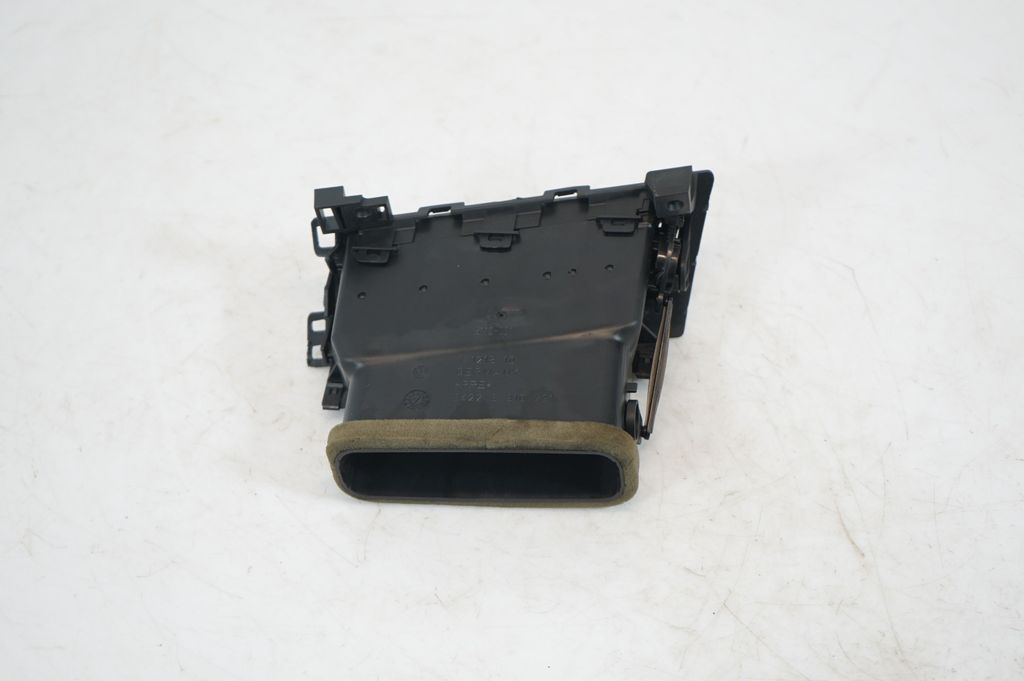 Dashboard side air vent grill/cover trim (5)