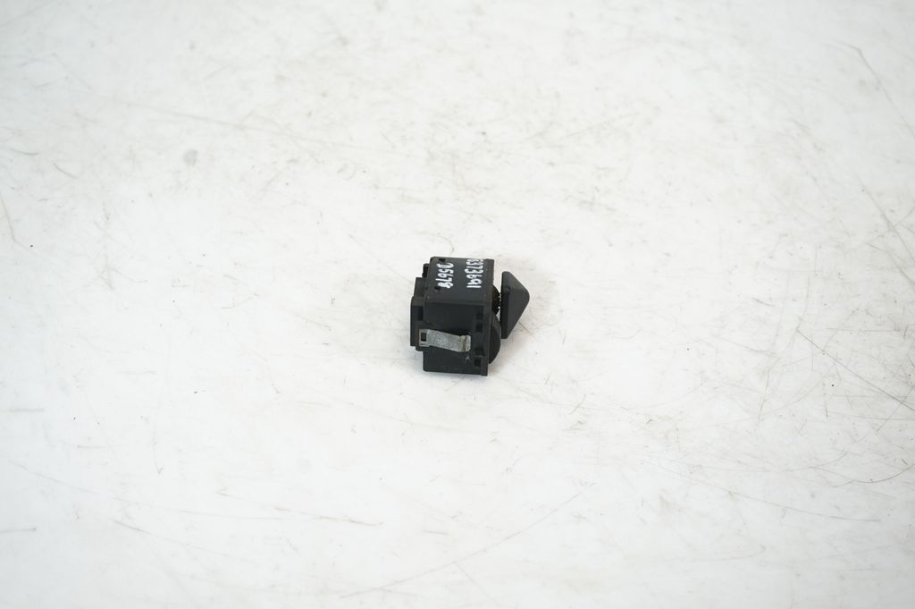 Wing mirror switch (4)