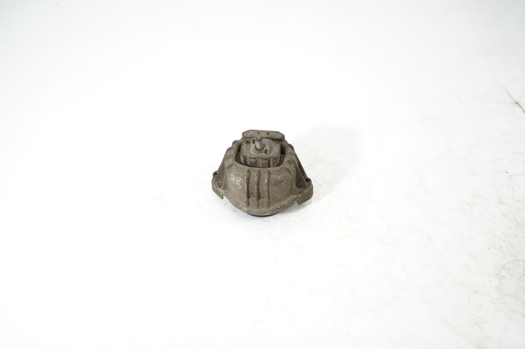 Engine mount bracket (2)