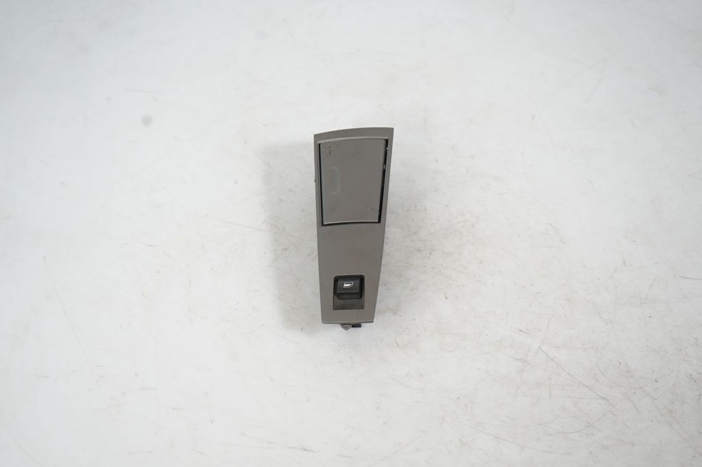 Electric window control switch (2)