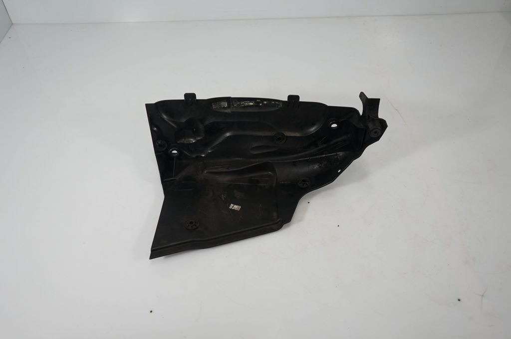 Engine cover (trim) (5)
