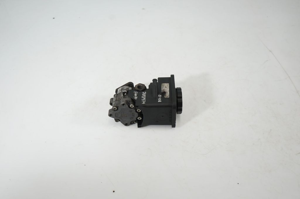 Power steering pump (2)