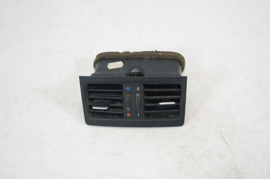 Rear air vent grill