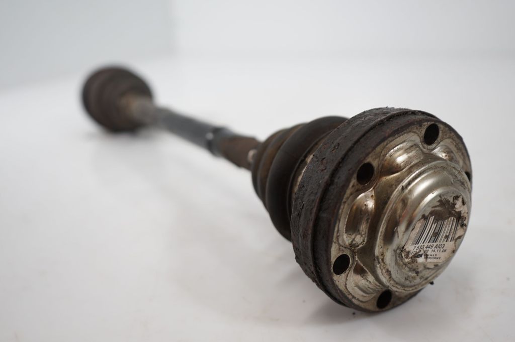 Rear driveshaft (3)