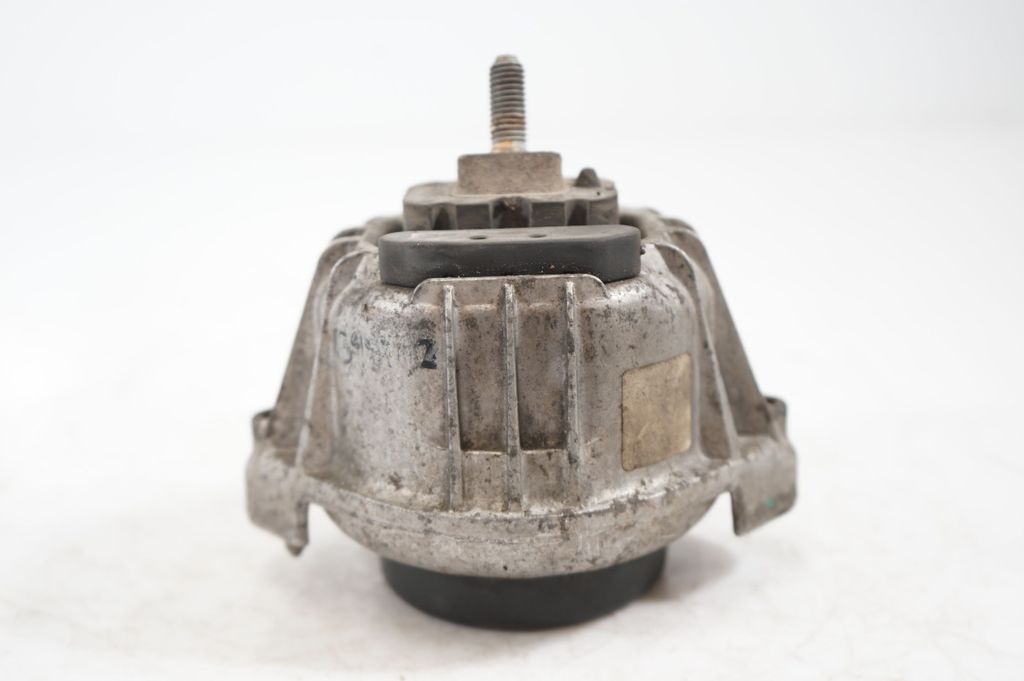 Engine mount bracket (5)