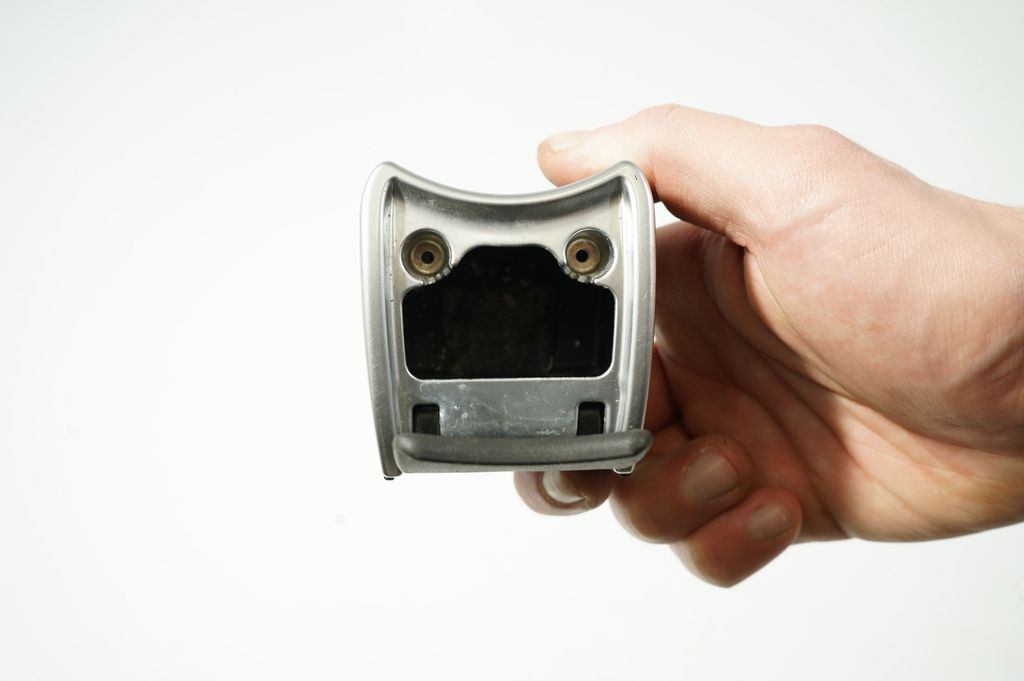 Car ashtray (9)