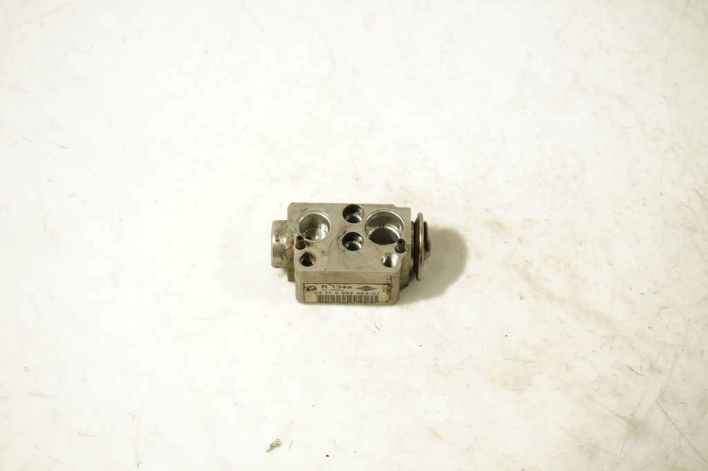 Air conditioning (A/C) expansion valve (5)