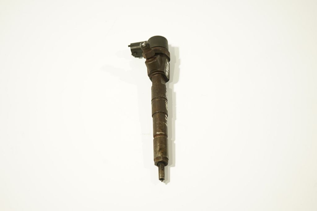 Fuel injector (5)