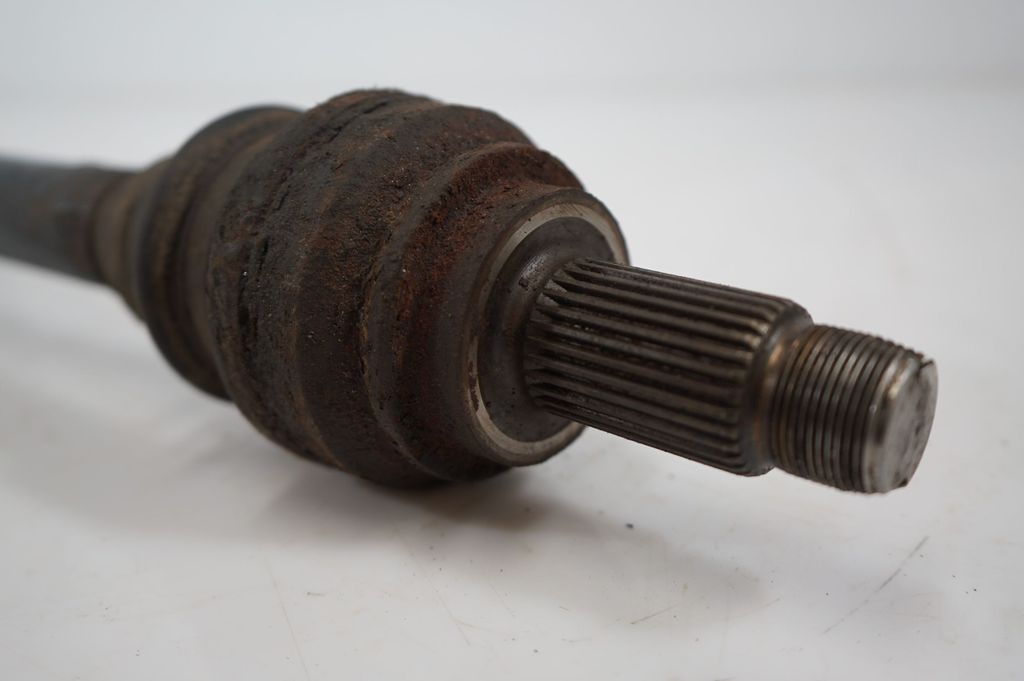 Rear driveshaft (4)