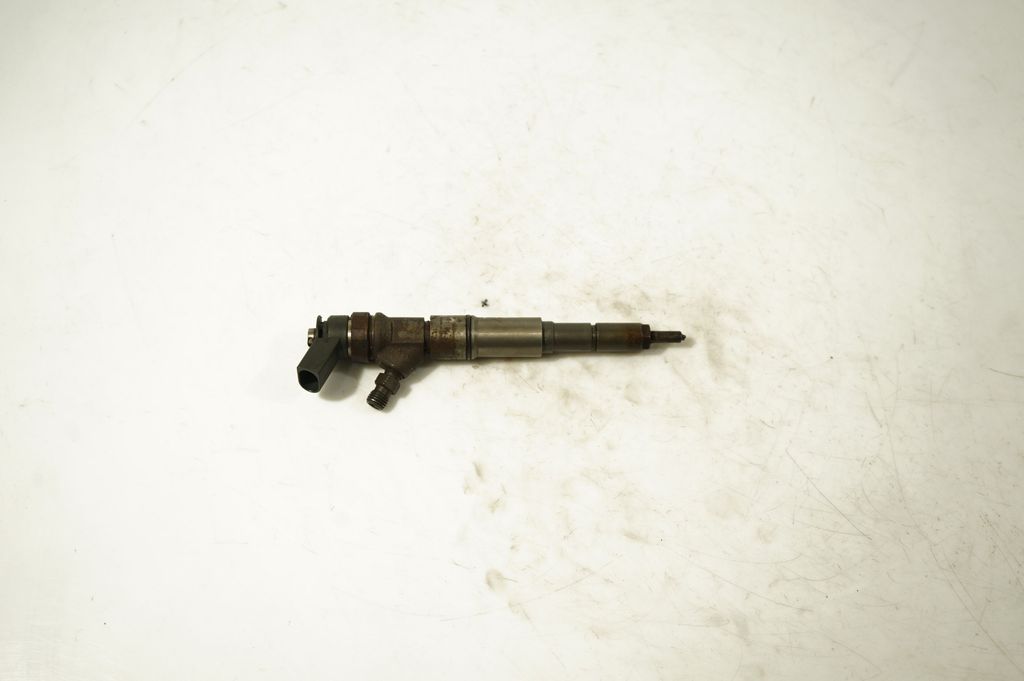 Fuel injector (2)