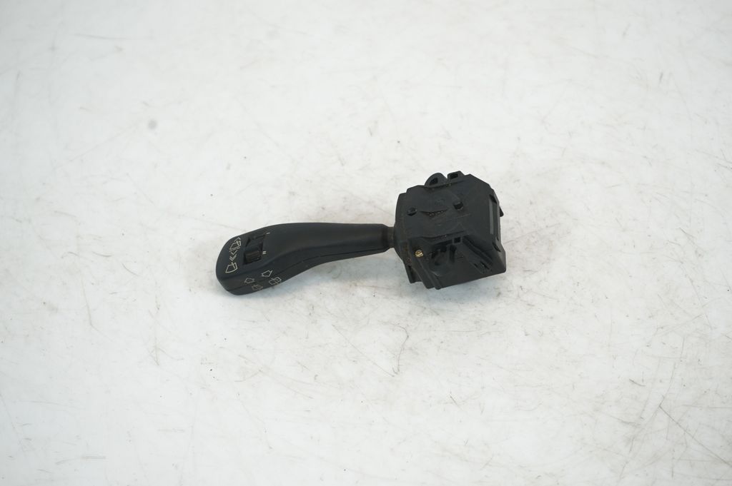 Wiper control stalk (3)