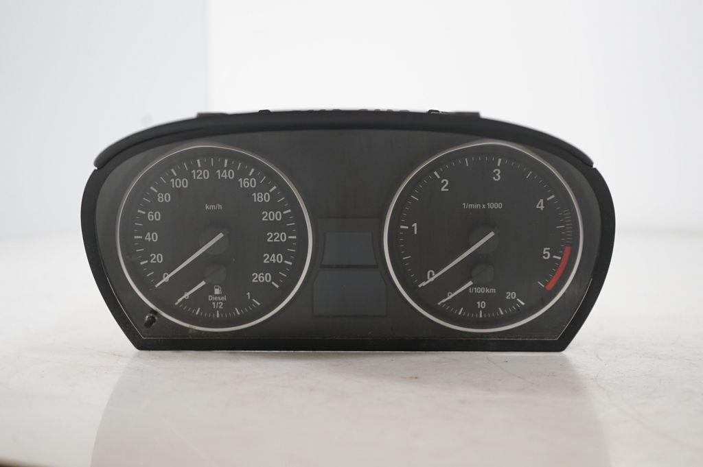 Speedometer (instrument cluster) (4)